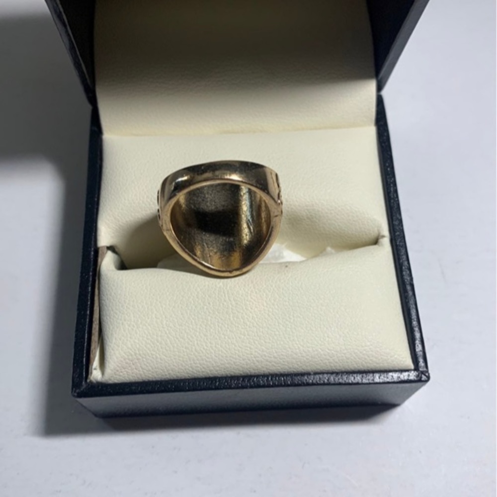 Ring 8.5 - Picture 3 of 3